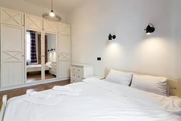 Фото номера Апартаменты «Белые» - ул. Черноморская, 1 Апартаменты Apartments in the OLD city of LVIV г. Львов 29
