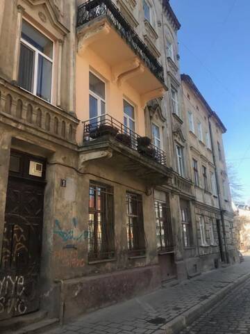 Фото номера Апартаменты «Белые» - ул. Черноморская, 1 Апартаменты Apartments in the OLD city of LVIV г. Львов 33