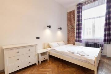 Фото номера Апартаменты «Белые» - ул. Черноморская, 1 Апартаменты Apartments in the OLD city of LVIV г. Львов 19