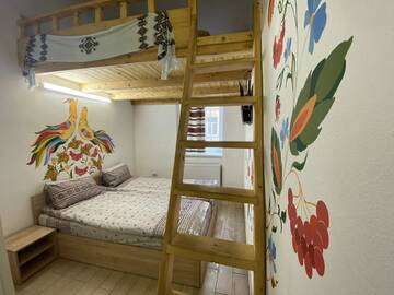 Фото номера Cемейный номер с собственной ванной комнатой Хостелы Etno Hostel г. Львов 3