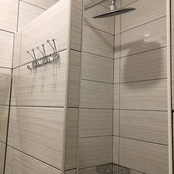 Фото номера Cемейный номер с собственной ванной комнатой Хостелы Etno Hostel г. Львов 6