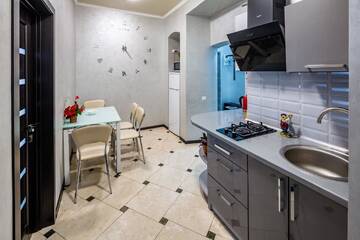 Фото номера Апартаменты с 2 спальнями Апартаменты LeoApart near Rynok Square with 2 bedrooms г. Львов 11