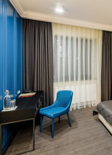 Фото номера Двухместный номер с 2 отдельными кроватями Отель Hotel Rafael г. Львов 5
