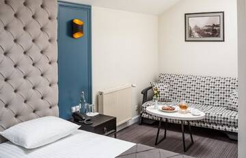 Фото номера Бюджетный двухместный номер с 1 кроватью Отель Hotel Rafael г. Львов 4