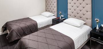 Фото номера Двухместный номер с 2 отдельными кроватями Отель Hotel Rafael г. Львов 3