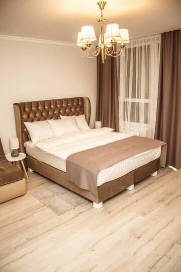 Фото номера Улучшенный семейный номер Отель Opera Center Hotel г. Львов 3
