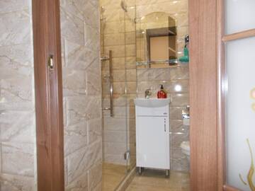 Фото номера Апартаменты Апартаменты Two-bedroom apartment in 10 min to the Opera Theatre г. Львов 62