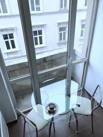 Фото номера Апартаменты с 2 спальнями Апартаменты Apartment "EASY" - perfect location to explore Lviv г. Львов 41