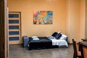 Фото номера Апартаменты с 2 спальнями Апартаменты Apartment "EASY" - perfect location to explore Lviv г. Львов 30