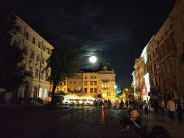 Фото номера Апартаменты с 2 спальнями Апартаменты Modern apartment in Lviv historic center. г. Львов 46