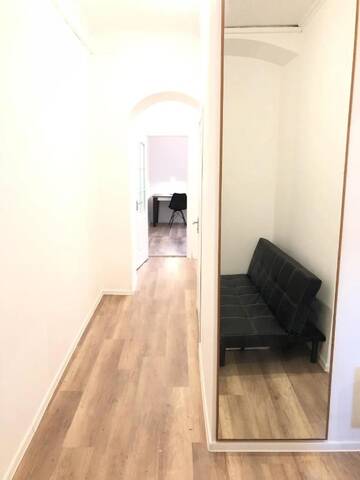 Фото номера Апартаменты с 2 спальнями Апартаменты Modern apartment in Lviv historic center. г. Львов 26