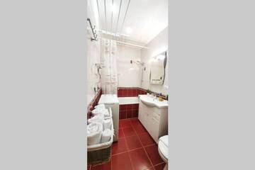 Фото номера Апартаменты с 2 спальнями Апартаменты Main Square Apartment г. Львов 14