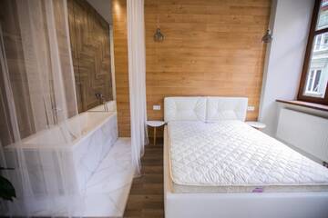 Фото номера Апартаменты с 1 спальней Апартаменты Premium apartments in Lviv old town г. Львов 12