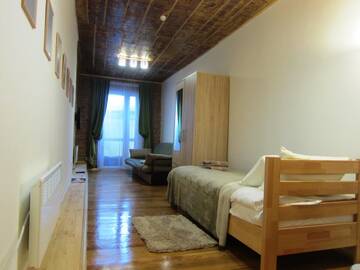 Фото номера Апартаменты с 1 спальней Апартаменты Luxury studio on Rynok square (quiet+balcony) г. Львов 11