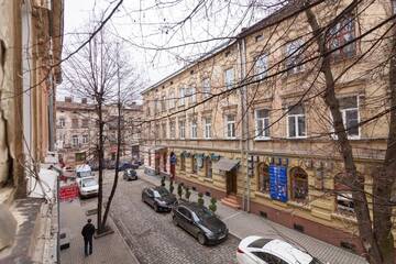 Фото номера Апартаменты с 3 спальнями Апартаменты 3х комнатная уютная квартира в центре Львова г. Львов 37