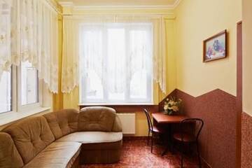 Фото номера Апартаменты с 2 спальнями Апартаменты Кулиша 25-Трёхкомнатная возле Оперы г. Львов 28