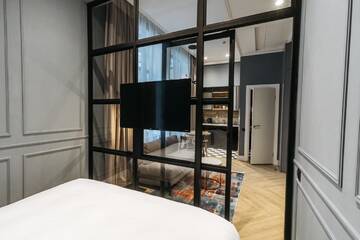 Фото номера Улучшенный номер с кроватью размера «king-size» Апарт-отели Gruner Lviv Boutique hotel г. Львов 14