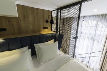 Фото номера Стандартный двухместный номер с 1 кроватью Апарт-отели Gruner Lviv Boutique hotel г. Львов 20