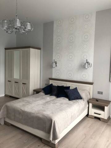 Фото номера Апартаменты с 3 спальнями Апартаменты Viktoriya Deluxe Apartment г. Львов 47
