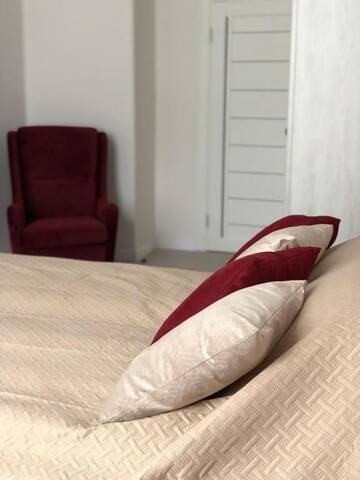 Фото номера Апартаменты с 3 спальнями Апартаменты Viktoriya Deluxe Apartment г. Львов 53