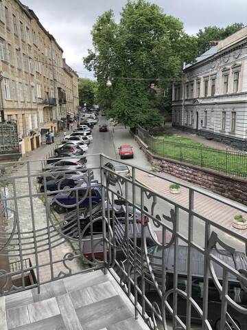 Фото номера Апартаменты с 3 спальнями Апартаменты Viktoriya Deluxe Apartment г. Львов 30