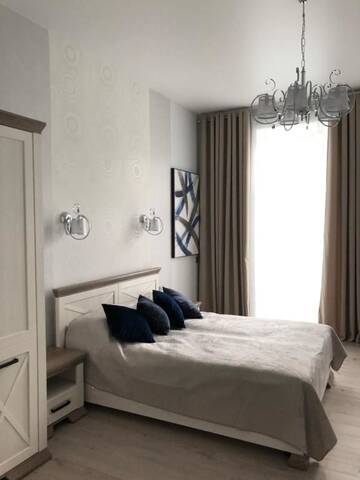 Фото номера Апартаменты с 3 спальнями Апартаменты Viktoriya Deluxe Apartment г. Львов 37