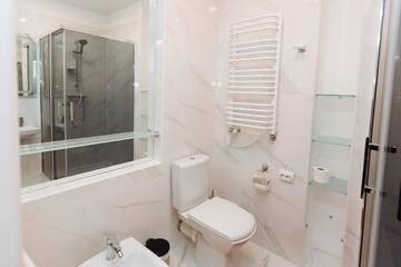 Фото номера Апартаменты с 2 спальнями Апартаменты Luxury terrace view Apartment! г. Львов 32