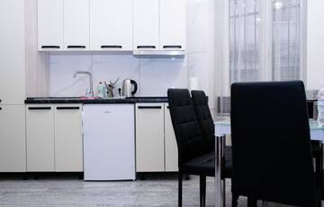Фото номера Апартаменты - 1-й этаж Апарт-отели Mini Hotel Barvy Lvova on Kostyushka St. г. Львов 32
