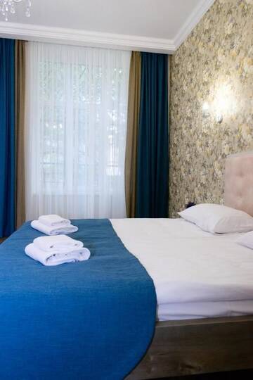 Фото номера Апартаменты - 1-й этаж Апарт-отели Mini Hotel Barvy Lvova on Kostyushka St. г. Львов 11