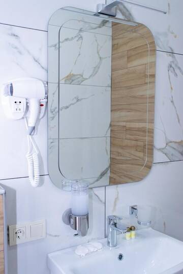 Фото номера Апартаменты с 1 спальней Апарт-отели Mini Hotel Barvy Lvova on Kostyushka St. г. Львов 22