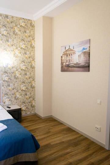 Фото номера Апартаменты - 1-й этаж Апарт-отели Mini Hotel Barvy Lvova on Kostyushka St. г. Львов 22
