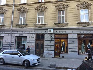 Фото номера Апартаменты с 2 спальнями Апартаменты APARTMENT ON CENTRE LVIV г. Львов 42