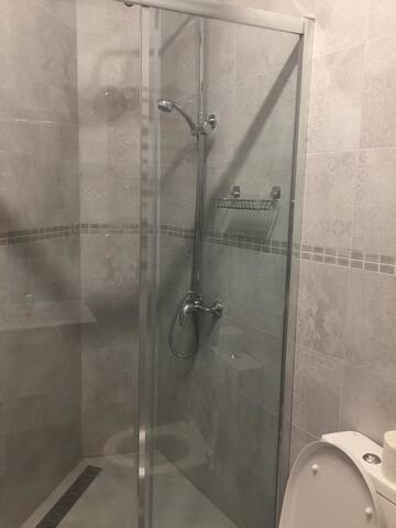 Фото номера Апартаменты с 2 спальнями Апартаменты APARTMENT ON CENTRE LVIV г. Львов 36