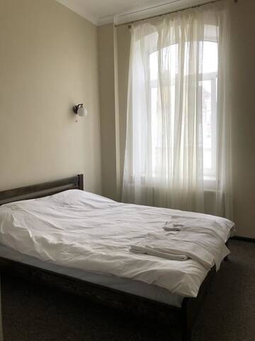 Фото номера Большой двухместный номер с 1 кроватью Апарт-отели El Mundo Apartments г. Львов 5