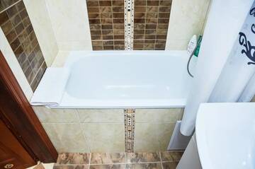 Фото номера Апартаменты Апартаменты Cozy Apartment in the center, 5mins from Opera г. Львов 53