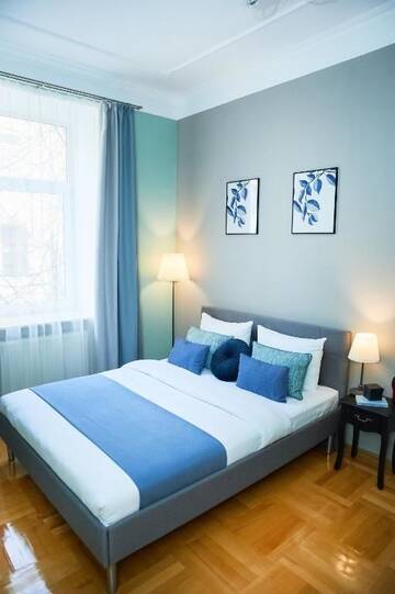 Фото номера Апартаменты Апартаменты Cozy Apartment in the center, 5mins from Opera г. Львов 34