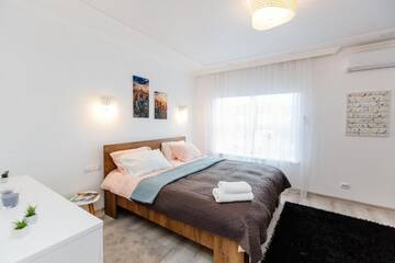 Фото номера Апартаменты с 2 спальнями Апартаменты High Castle view Apartment in center Lviv!!! г. Львов 45