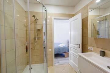 Фото номера Апартаменты с 2 спальнями Апартаменты High Castle view Apartment in center Lviv!!! г. Львов 56