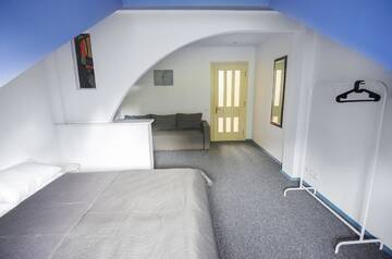 Фото номера Номер с кроватью размера «king-size» Хостелы Friends Hostel Lviv Rustaveli str г. Львов 4