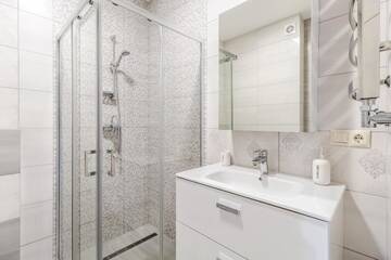 Фото номера Апартаменты с 1 спальней Апартаменты InLvivApartment on Hazova str г. Львов 25