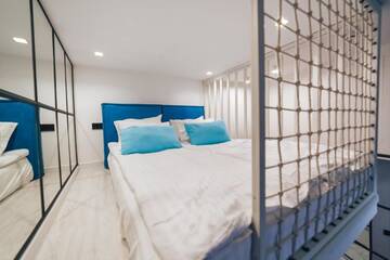 Фото номера Трехместный номер эконом-класса Апарт-отели Cities Gallery Apart-hotel г. Львов 9