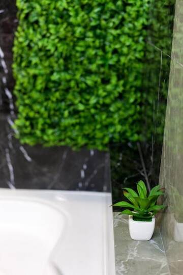 Фото номера Апартаменты с 3 спальнями Апартаменты Deluxe Leopolli, 3 rooms г. Львов 40