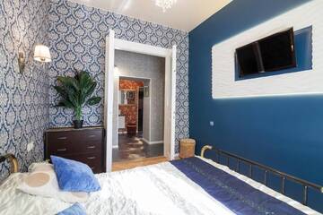 Фото номера Апартаменты с 3 спальнями Апартаменты Deluxe Leopolli, 3 rooms г. Львов 47